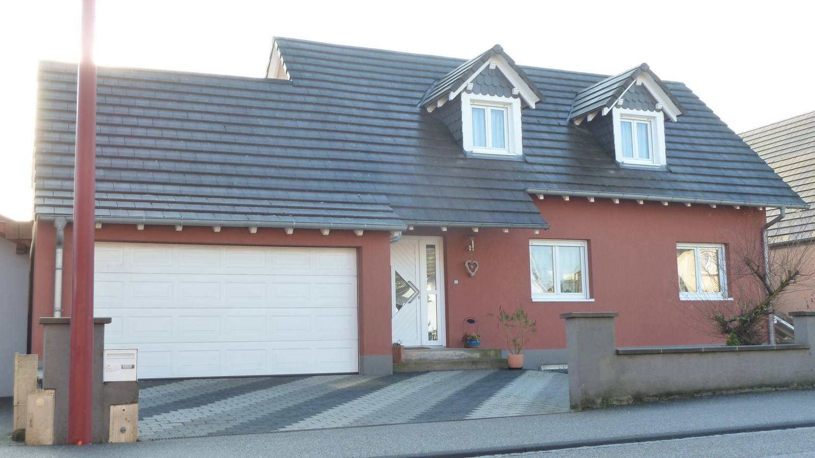 Maison avec joli terrain à Scheibenhard