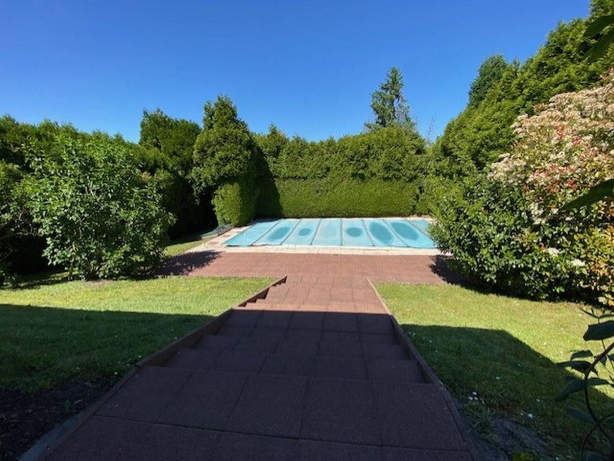 Maison avec piscine vendue à Seltz