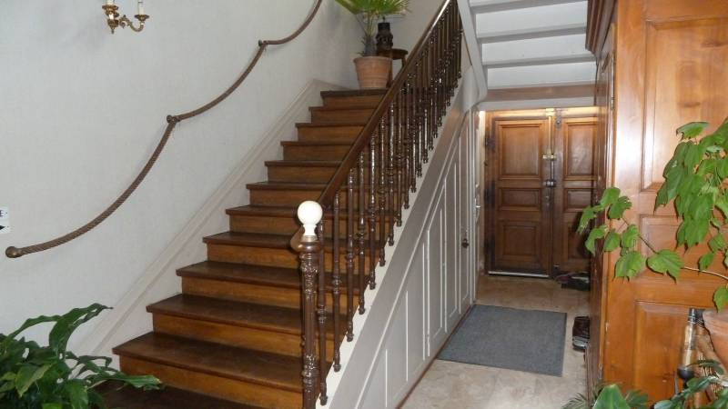 Escalier dans maison de caractère