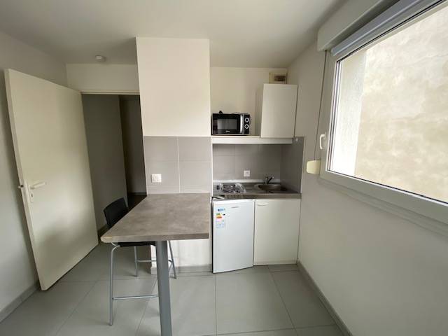 Studio avec Kitchenette à Strasbourg